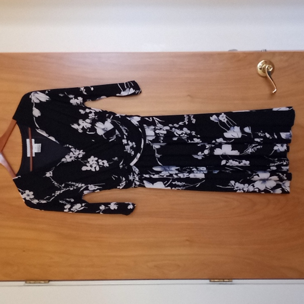 Evan Picone Size 10 A Line Black Blue Mid Length Dress
